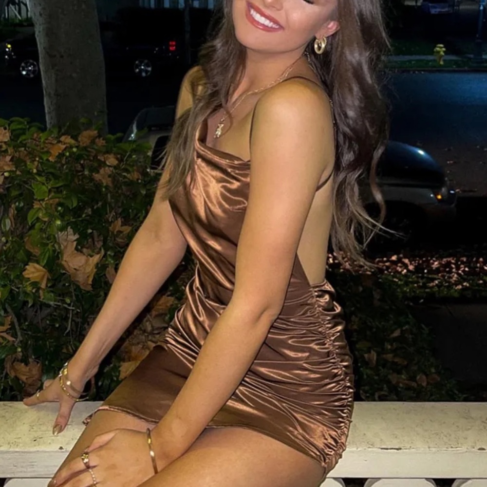🎉🎉🎉3 for $25 NWT Cider asymmetrical satin mini dress